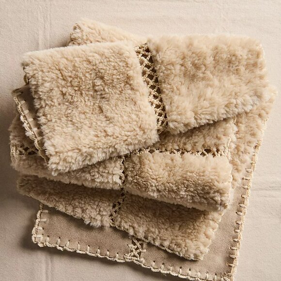 Free People Sherpa WRAP Hand Crochet Reversable Scarf NWT NIP - Picture 6 of 12